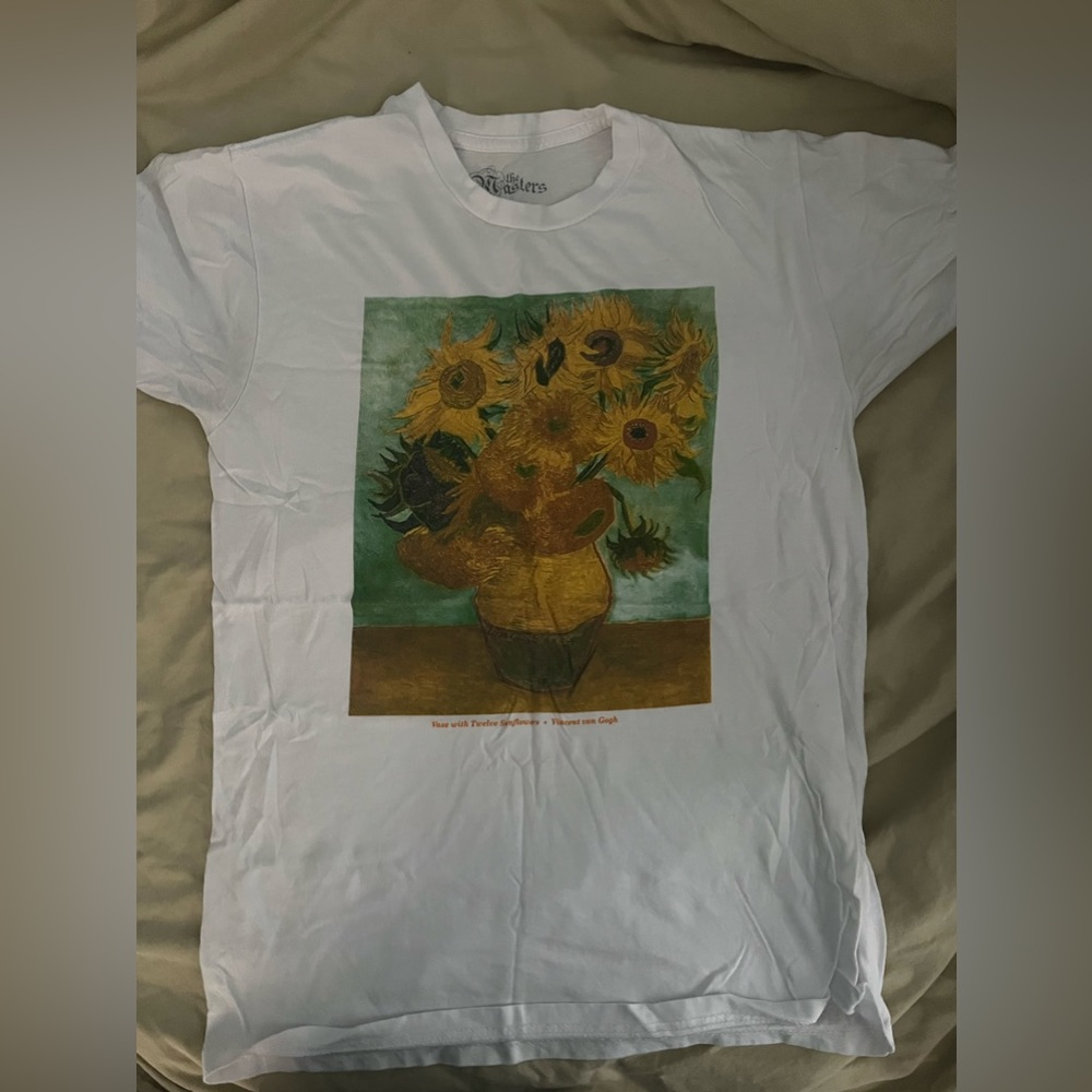 Van Gogh graphic tee